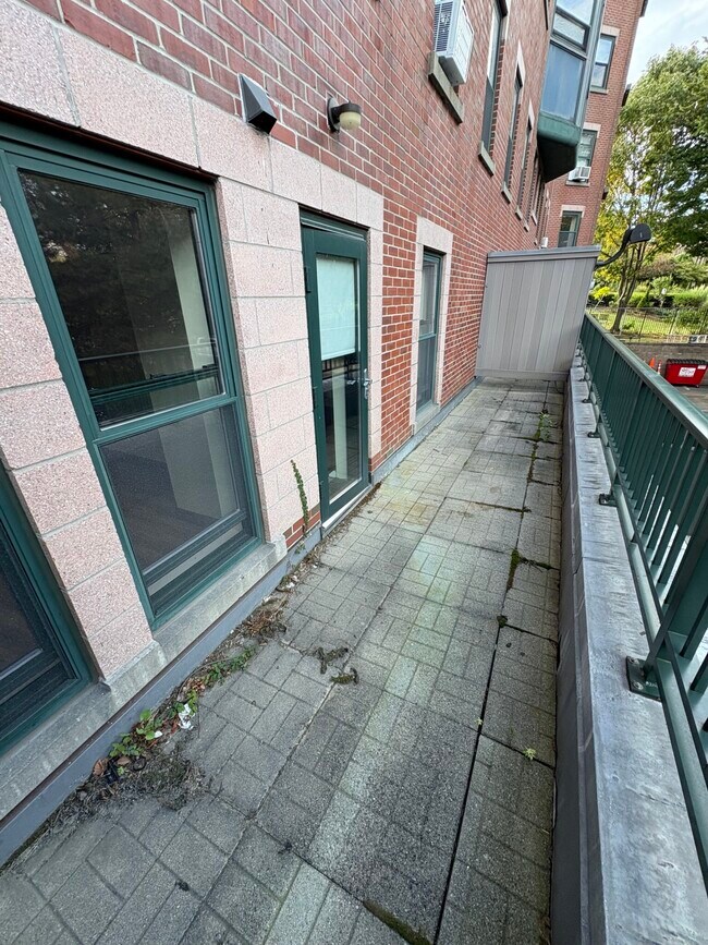 Building Photo - 400 Massachusetts Ave