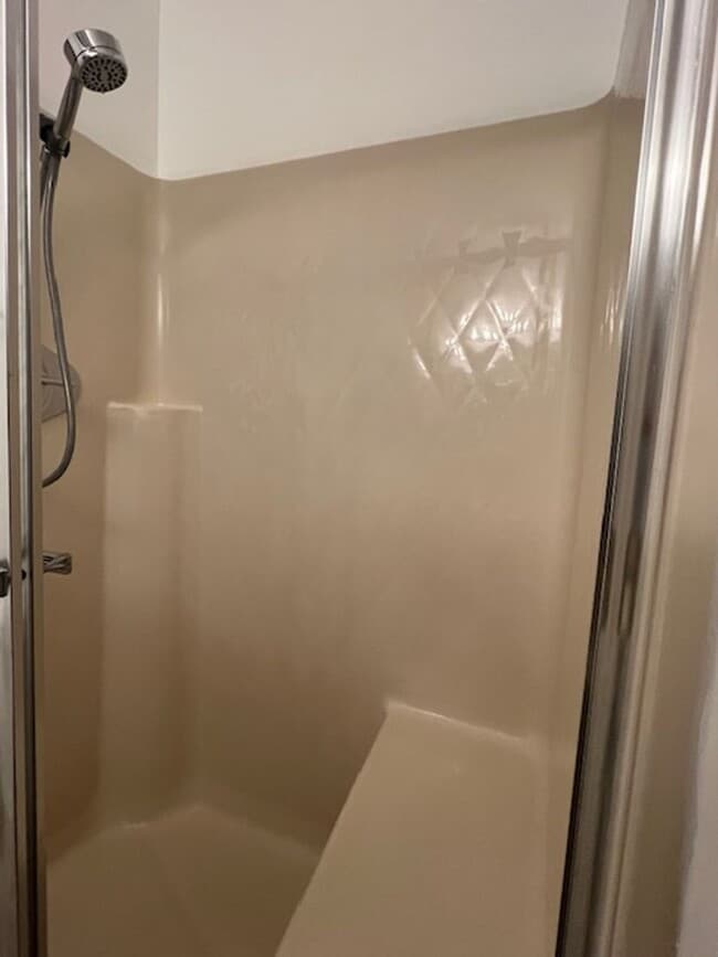 Building Photo - Spacious 2-bedroom, 2-bath condominium offering