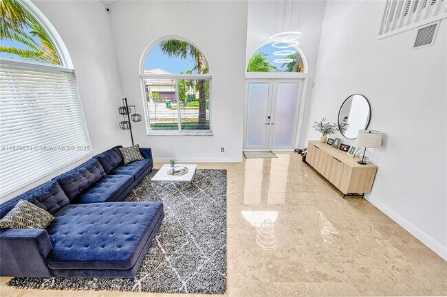 Building Photo - 1500 SW 171st Terrace