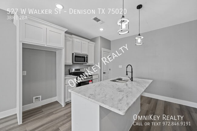 Building Photo - 527 W Walker St