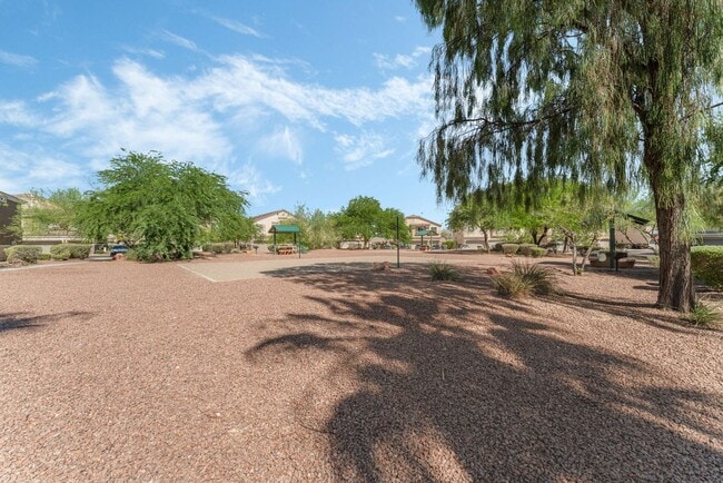 Building Photo - Gated Community  Townhome  2 bedroom, 2 ba...