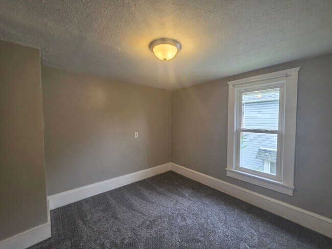 Building Photo - 2279 13th St SW