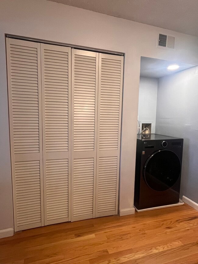 washer/dryer - 7080 W 20th Ave