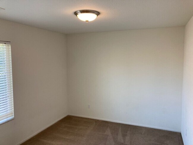 Building Photo - 11832 Potomac Ct