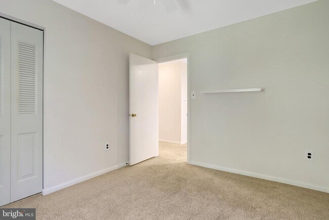 Building Photo - 7416 Spring Tree Dr