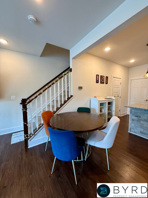 Building Photo - 4215 Saunders Tavern Trl