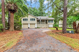Building Photo - 12 Goldfinch Ln