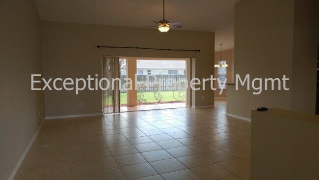 Building Photo - 3 Bed 2 Bath SW CAPE Home! With Lawn Service Included!