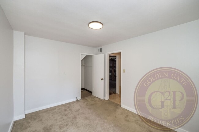 Building Photo - Rincon Hill - 3 BR, 2 BA House 1,164 Sq. Ft. - 3D Virtual Tour, Garage, Yard