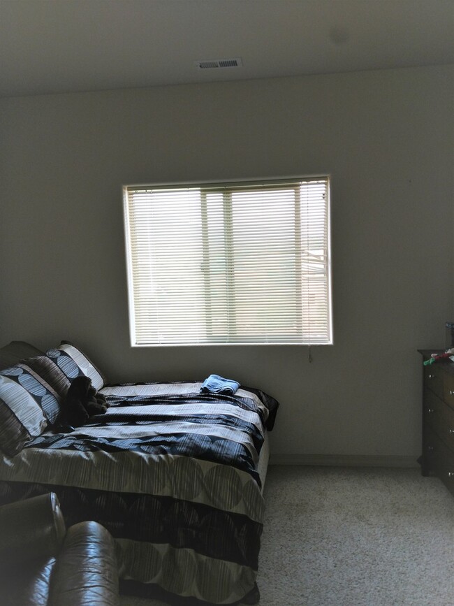 Building Photo - Upper-Level Condo with Mountain Views in Villas at Bear Creek!