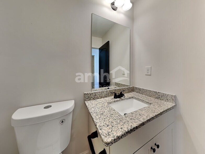 Building Photo - 2565 Dolostone Way