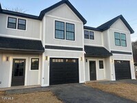 Building Photo - 705 N Main Ave