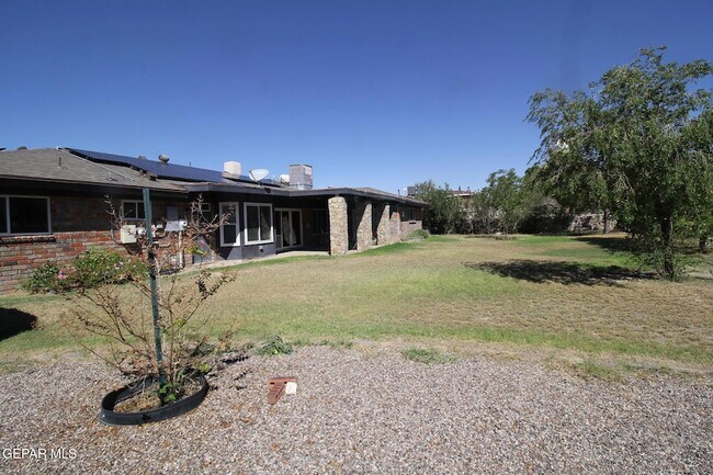 Building Photo - 19014 Armington Dr