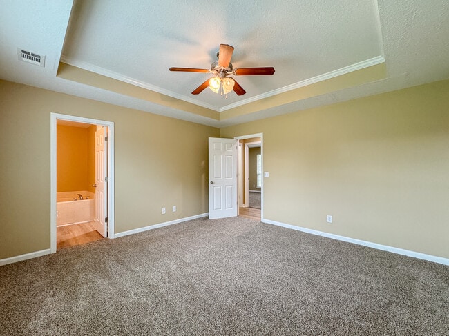 Building Photo - 304 Brina Rd