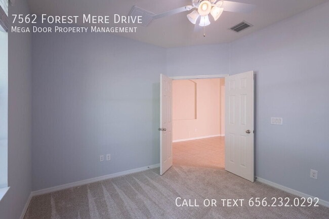 Building Photo - 7562 Forest Mere Dr