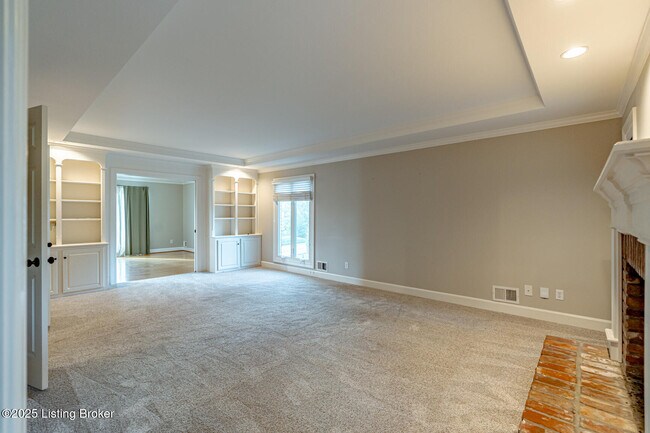 Building Photo - 838 Lake Forest Pkwy