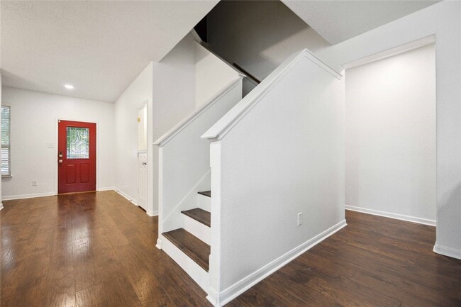 Building Photo - 4322 Richland Chambers Ln