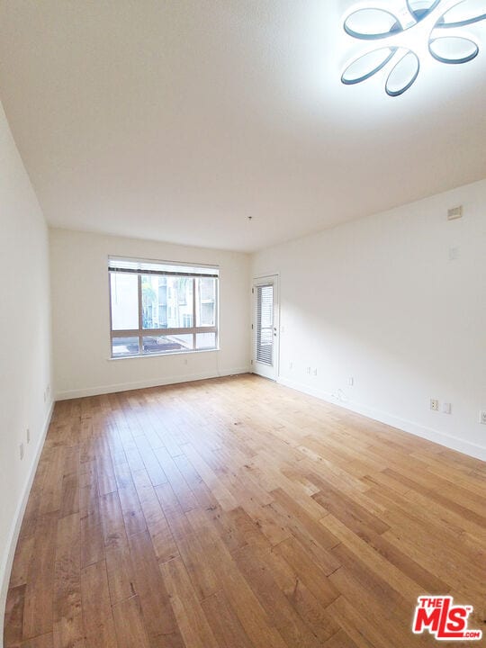 Building Photo - 100 S Alameda St