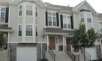 Building Photo - 1903 Briar Woods Ln