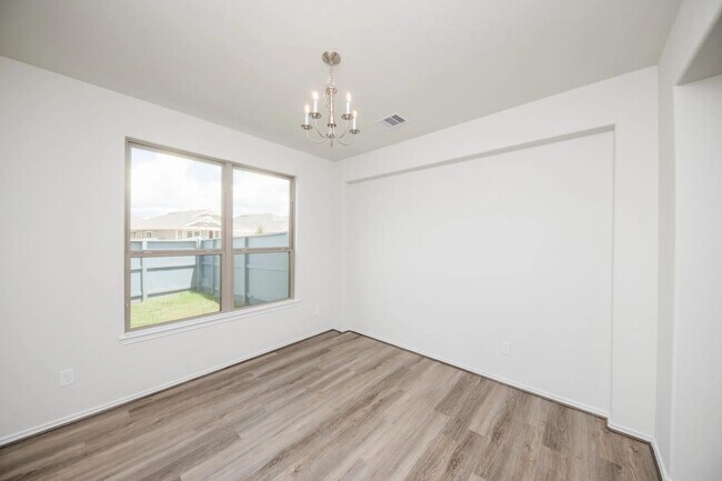 Building Photo - 32402 Clouser Crawdad Ct