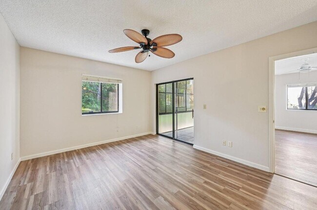 Building Photo - 1103 Duncan Cir