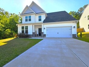 Building Photo - 698 Oak Br Pl