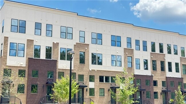 Building Photo - 201 New St