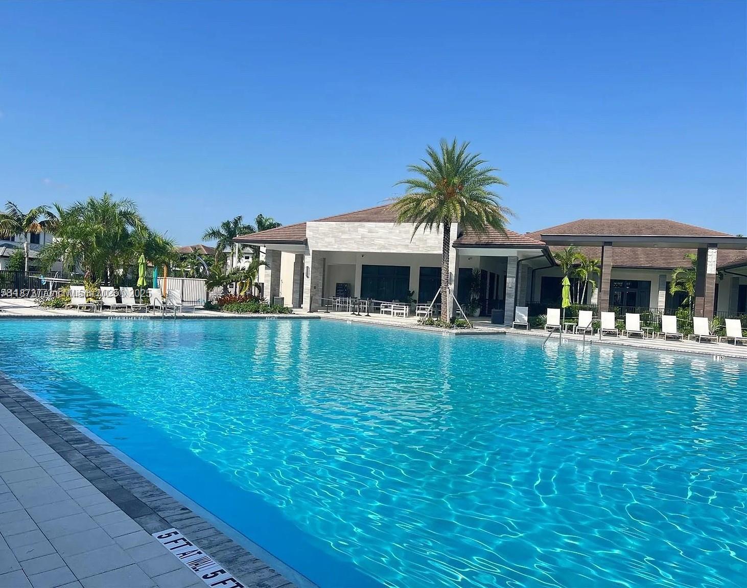 Building Photo - 4760 NW 83rd Pky