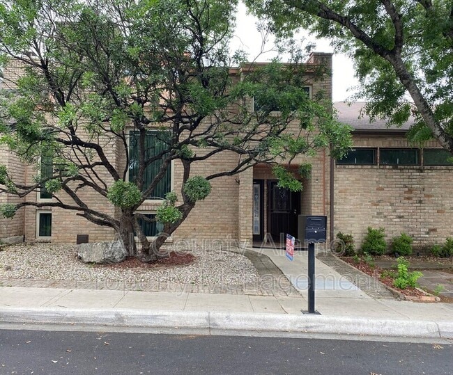Building Photo - 8907 Willmon Way