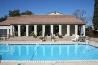 Building Photo - 8702 Village Dr