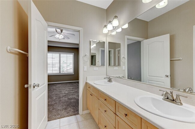 Building Photo - 4344 Tall Tree St