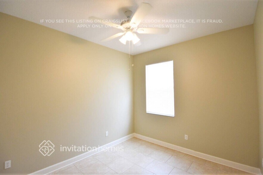 Building Photo - 12345 Ridgedale Dr