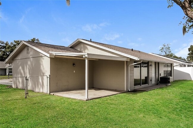 Building Photo - 1205 Windy Hill Dr