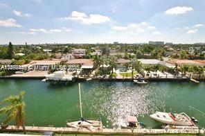 Building Photo - 2350 NE 135th St