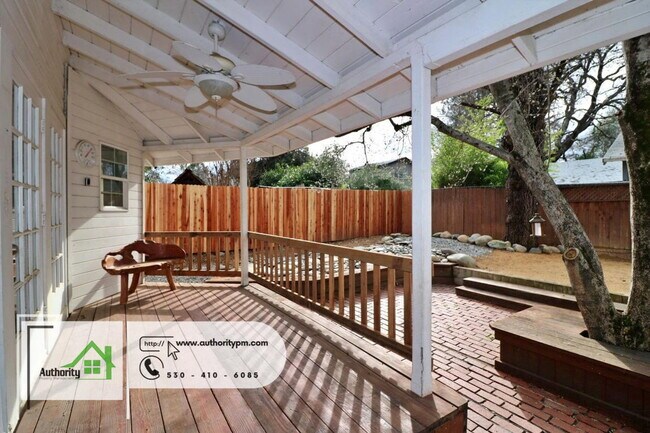 Building Photo - 1804 Chestnut St