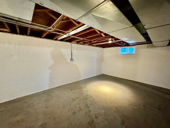 Building Photo - 28W791 Batavia Rd