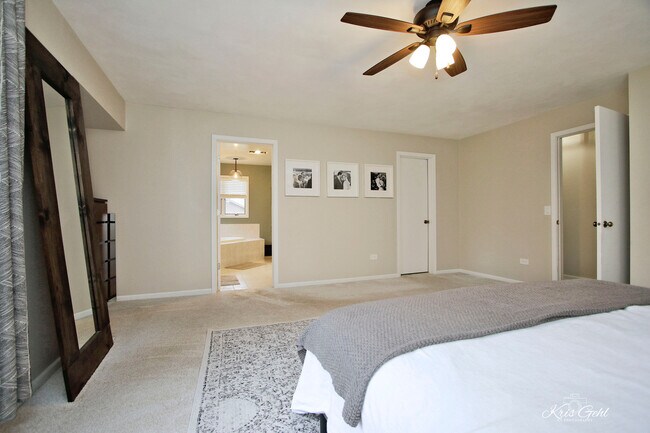 Building Photo - 14620 Country Ln Dr