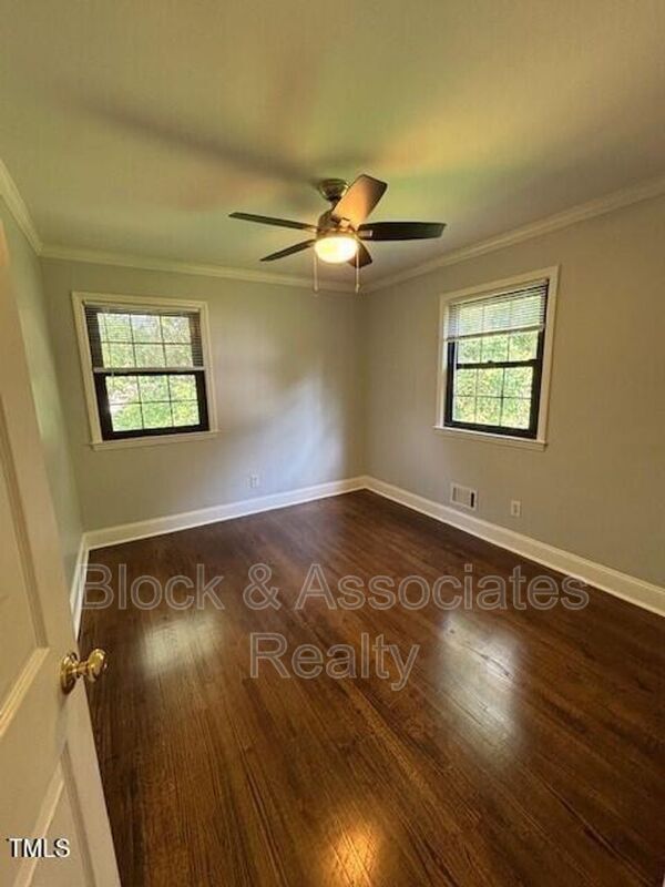 Building Photo - 710 Wakeland Dr