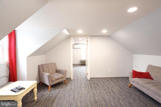 Building Photo - 2319 Perkiomen Ave