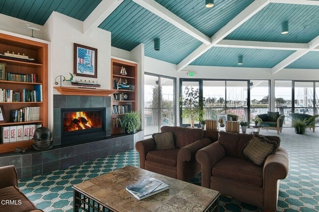 Building Photo - Resort Living year-round! Channel Island Marina Views