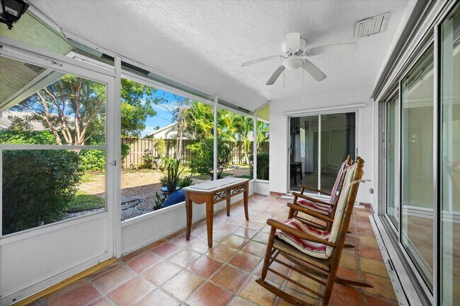 Building Photo - 1401 Hideaway Bend