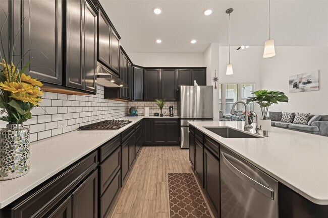 Building Photo - 7319 Woodlark Rdg Dr