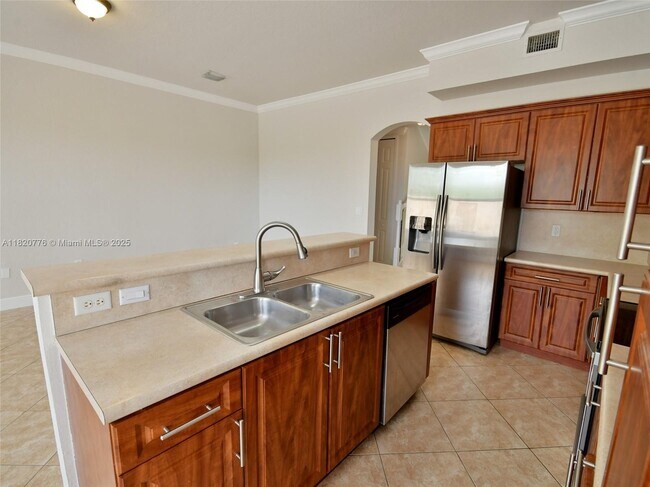 Building Photo - 8940 SW 228th Ln