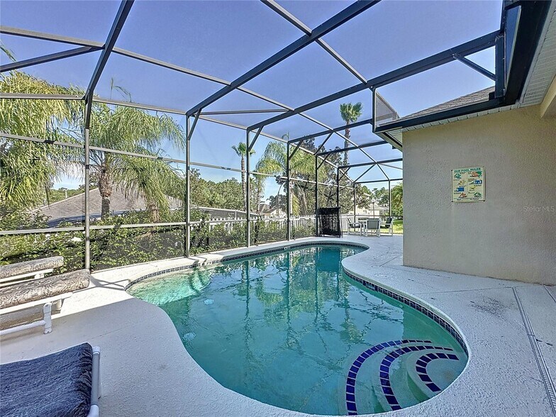 Building Photo - 107 Amaca Ln