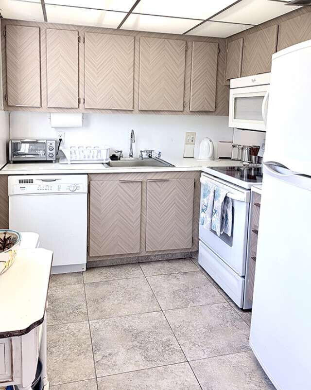 Building Photo - 433 Durham O