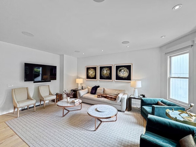 Building Photo - 4639 18th St