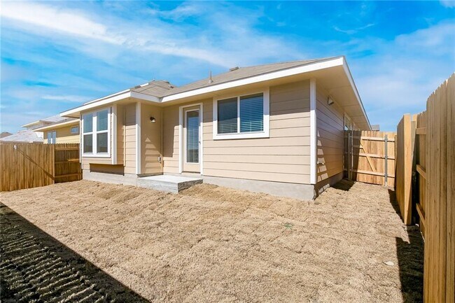 Building Photo - 2036 Mar Vista Ln