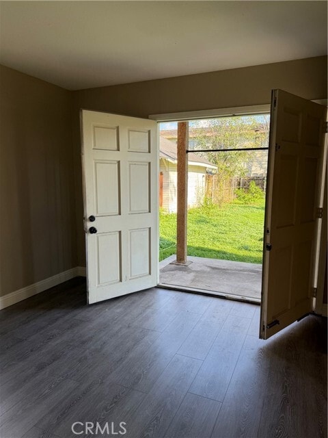 Building Photo - 815 N Arrowhead Ave