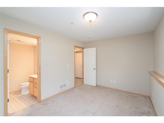 Building Photo - 15577 Junegrass Ln