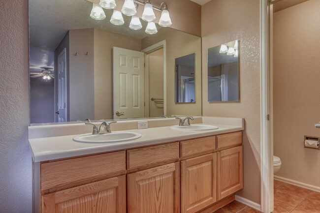 Building Photo - Beautiful 2 Story In Woodmen Hills!